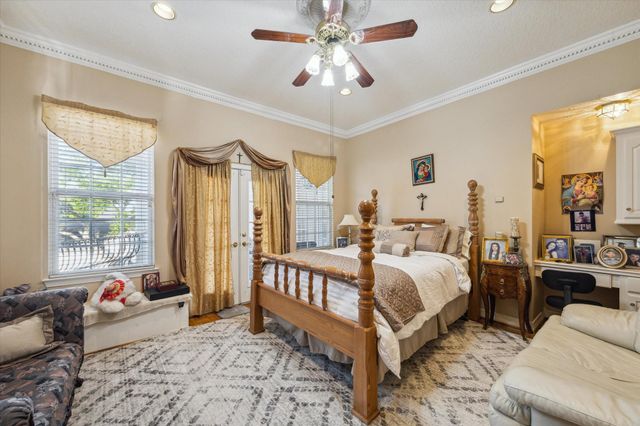 3903 Bogota Drive, Pasadena, TX 77505