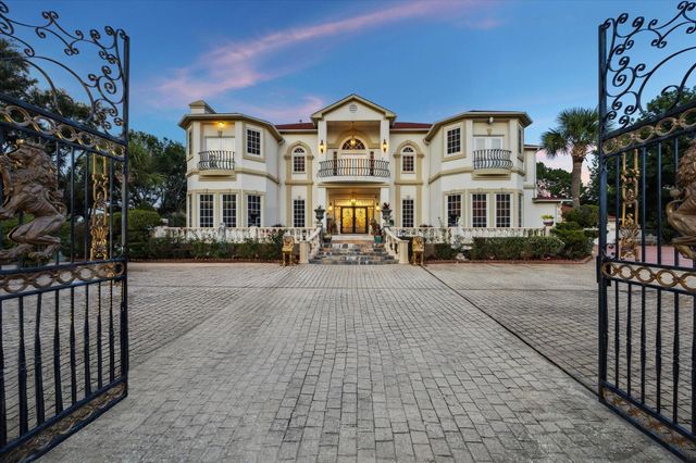 3903 Bogota Drive, Pasadena, TX 77505