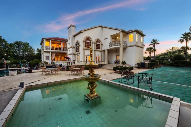 3903 Bogota Drive, Pasadena, TX 77505