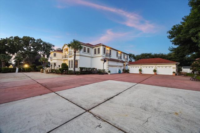 3903 Bogota Drive, Pasadena, TX 77505