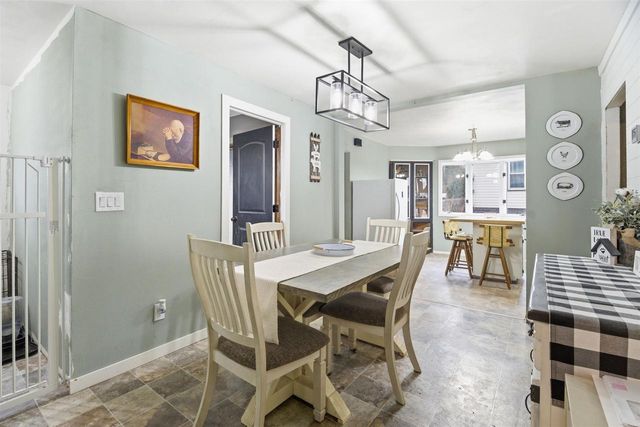 418 E HANCOCK STREET, New London, WI 54961