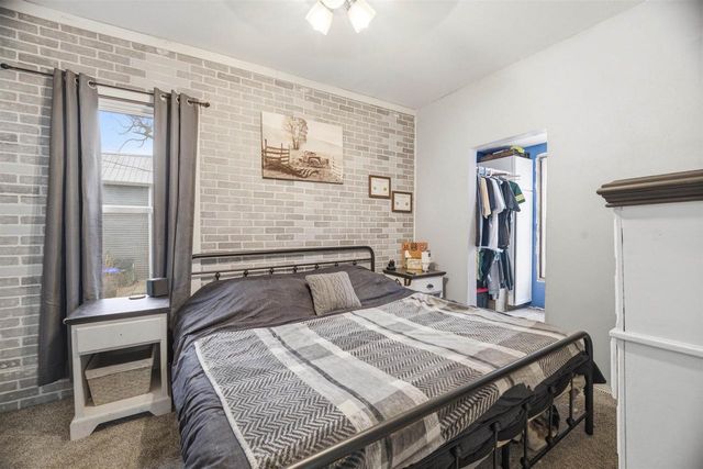 418 E HANCOCK STREET, New London, WI 54961