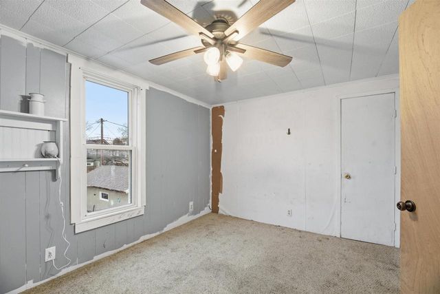 418 E HANCOCK STREET, New London, WI 54961