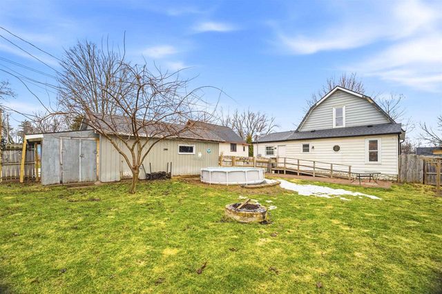 418 E HANCOCK STREET, New London, WI 54961