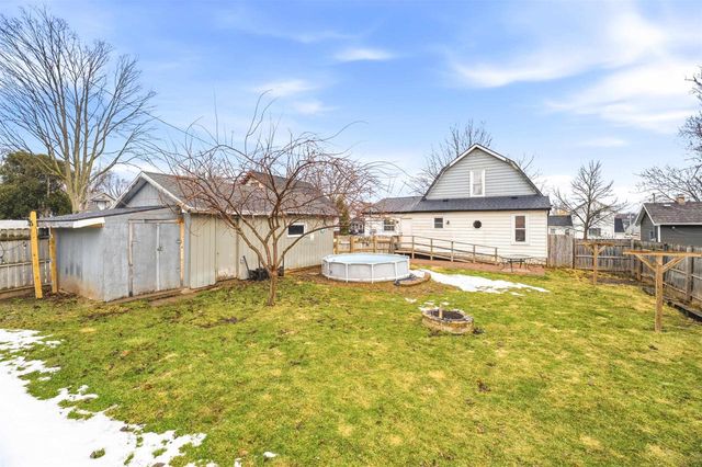 418 E HANCOCK STREET, New London, WI 54961