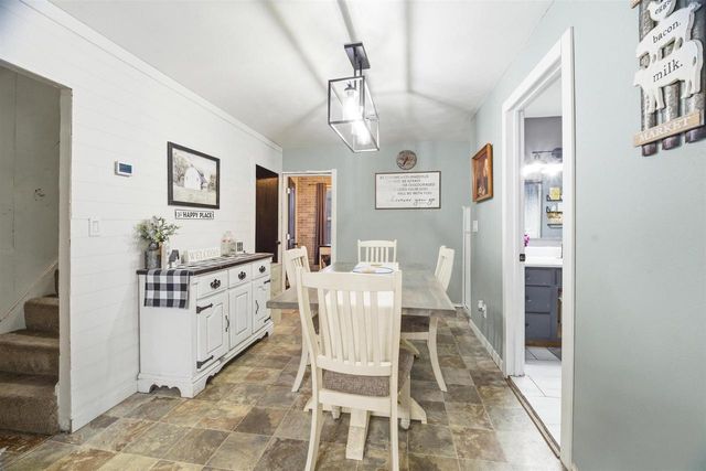 418 E HANCOCK STREET, New London, WI 54961