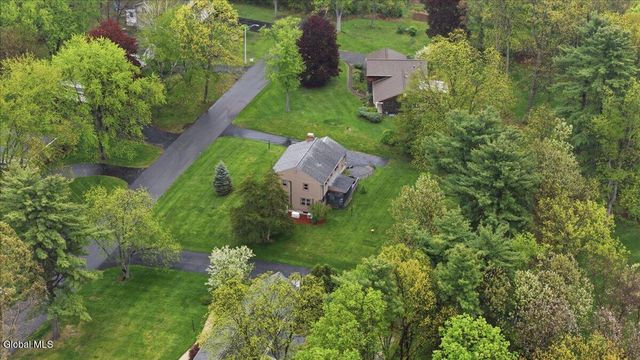29 Windy Hill Road, Glens Falls, NY 12801