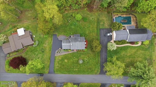 29 Windy Hill Road, Glens Falls, NY 12801