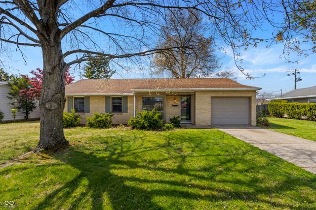 2130 Westline Drive, Columbus, IN 47203