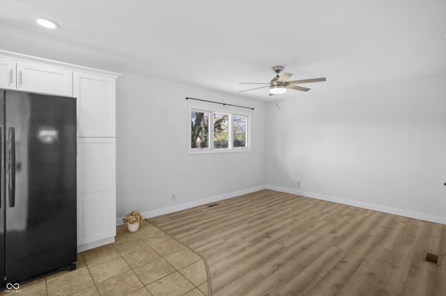2130 Westline Drive, Columbus, IN 47203