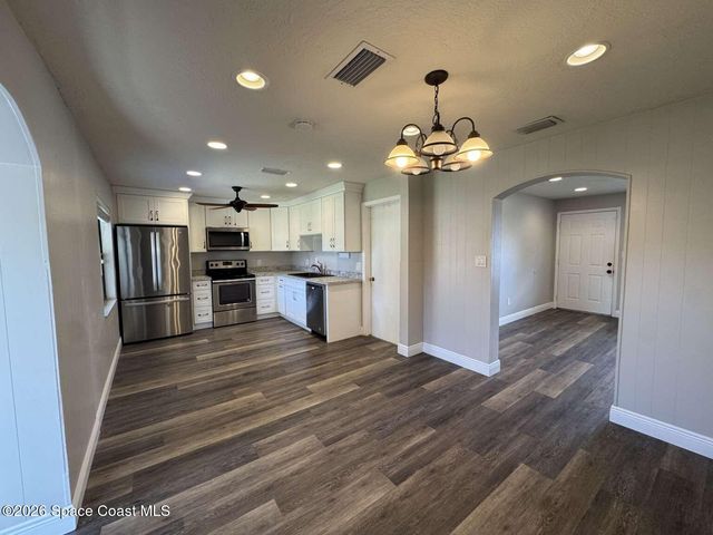 1895 Wallace Avenue, Melbourne, FL 32935