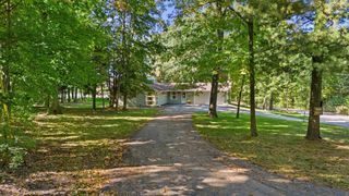 W271S3599 Oak Knoll DRIVE, Waukesha, WI 53189