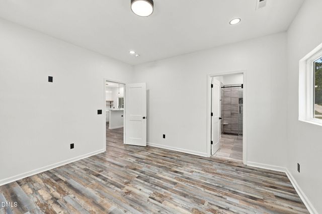 242 Oakdale Avenue, Clayton, NC 27520