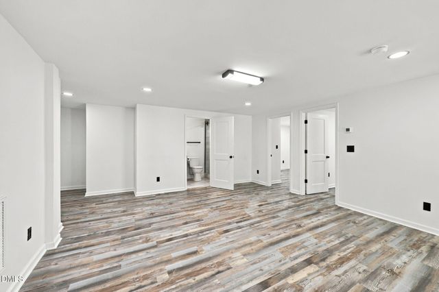 242 Oakdale Avenue, Clayton, NC 27520