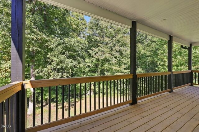 242 Oakdale Avenue, Clayton, NC 27520