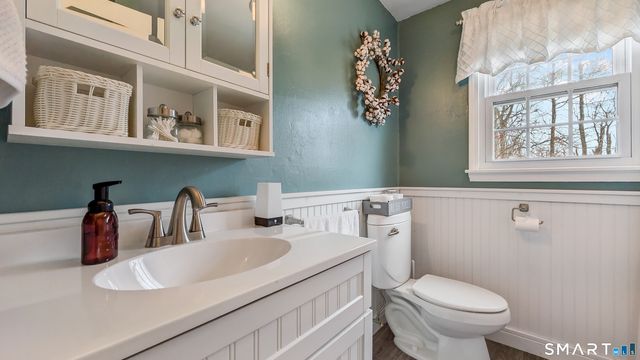 11 Old Woods Road, Brookfield, CT 06804