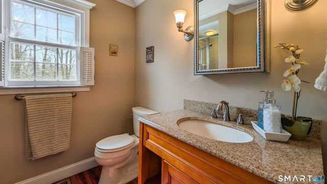 11 Old Woods Road, Brookfield, CT 06804