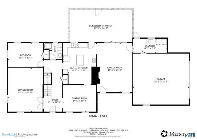 11 Old Woods Road, Brookfield, CT 06804