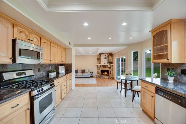 2167 Baseline Road, La Verne, CA 91750