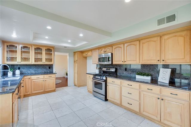 2167 Baseline Road, La Verne, CA 91750