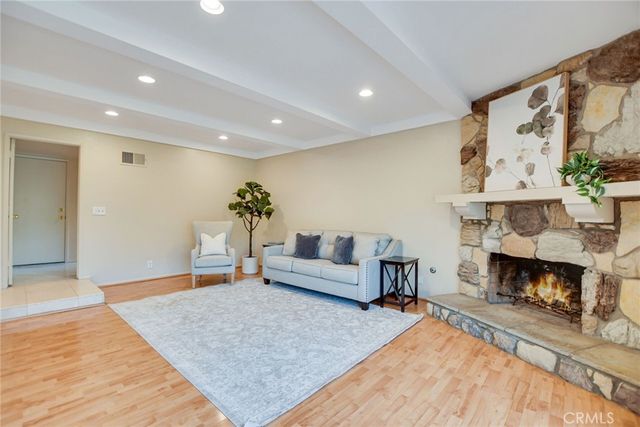 2167 Baseline Road, La Verne, CA 91750