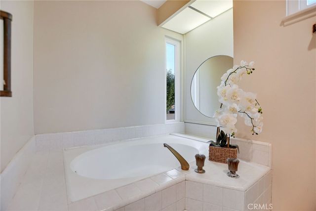 2167 Baseline Road, La Verne, CA 91750