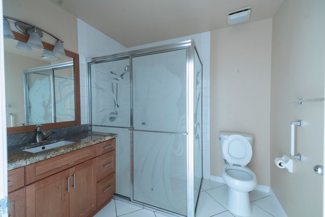 6113 GREENSPOINTE Drive 10, Boynton Beach, FL 33437