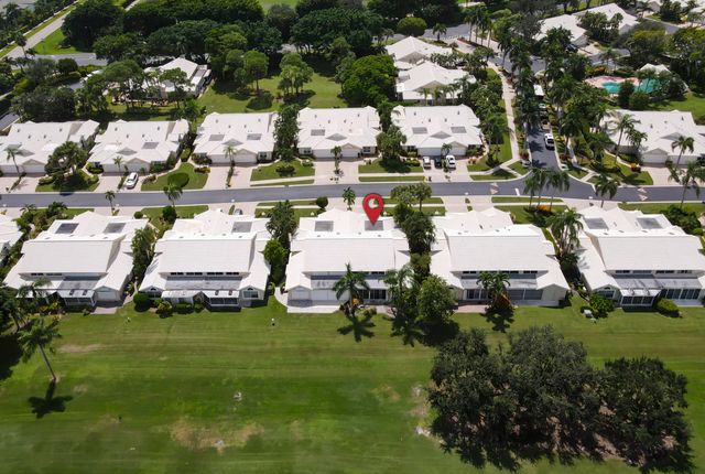 6113 GREENSPOINTE Drive 10, Boynton Beach, FL 33437