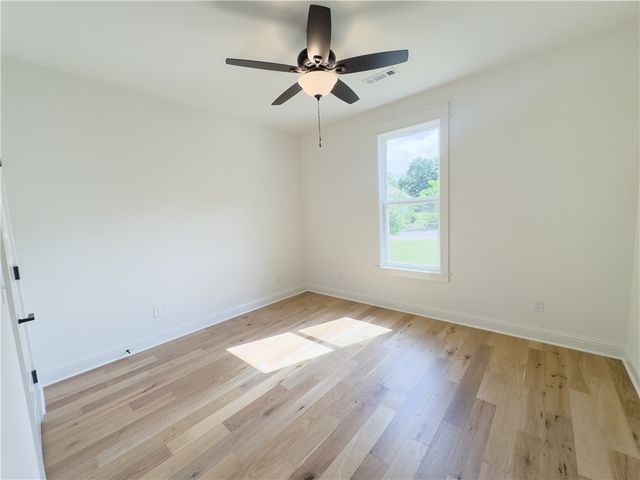 25 Roxburgh Drive, Bella Vista, AR 72715