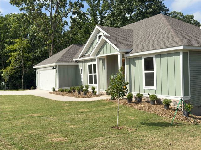 25 Roxburgh Drive, Bella Vista, AR 72715