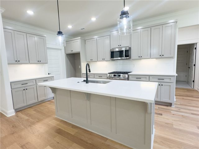 25 Roxburgh Drive, Bella Vista, AR 72715