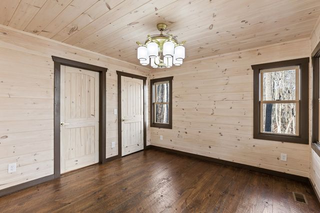 1264 Sunrock Mountain Road, Blue Ridge, GA 30513