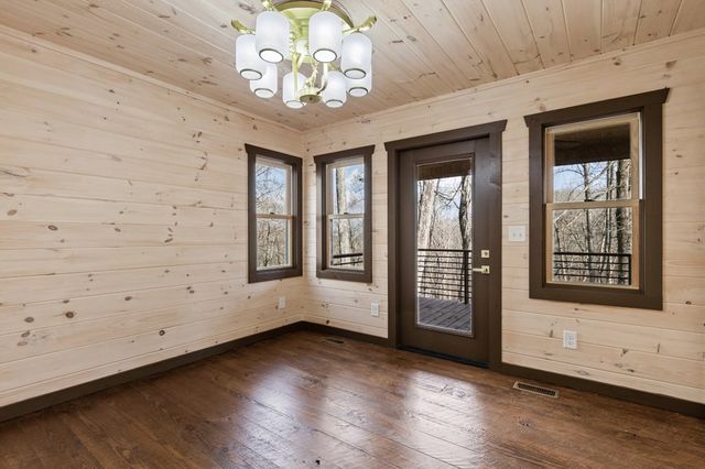 1264 Sunrock Mountain Road, Blue Ridge, GA 30513