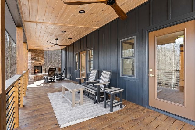 1264 Sunrock Mountain Road, Blue Ridge, GA 30513