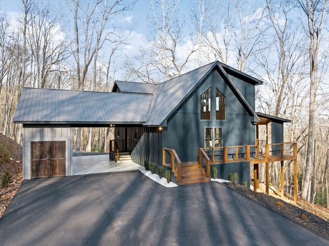 1264 Sunrock Mountain Road, Blue Ridge, GA 30513