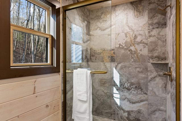 1264 Sunrock Mountain Road, Blue Ridge, GA 30513