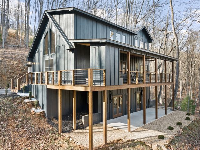 1264 Sunrock Mountain Road, Blue Ridge, GA 30513