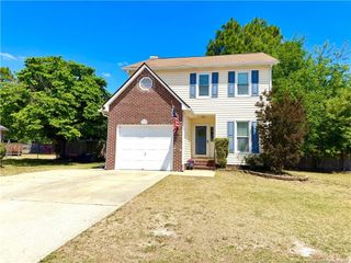 719 Alexwood Drive, Hope Mills, NC 28348