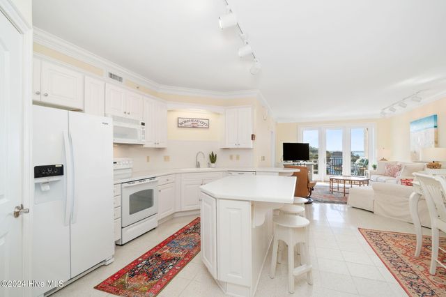 4425 Arendell Street 303 Harborside Club At 70, Morehead City, NC 28557