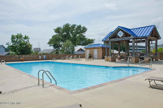 4425 Arendell Street 303 Harborside Club At 70, Morehead City, NC 28557