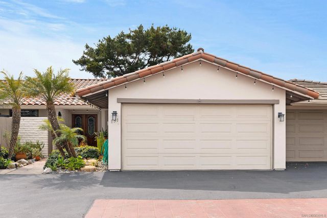 131 Morelia Ct, Solana Beach, CA 92075