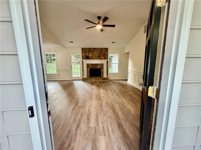 2060 Darrel Lane, Lawrenceville, GA 30046