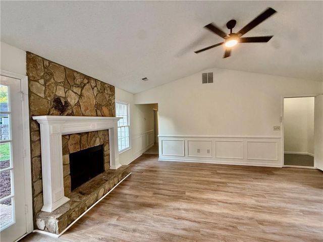 2060 Darrel Lane, Lawrenceville, GA 30046