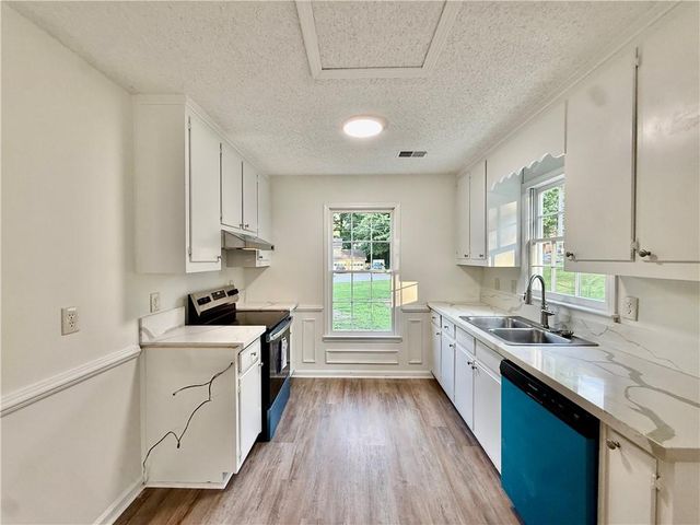 2060 Darrel Lane, Lawrenceville, GA 30046