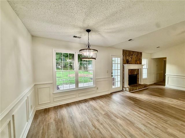 2060 Darrel Lane, Lawrenceville, GA 30046