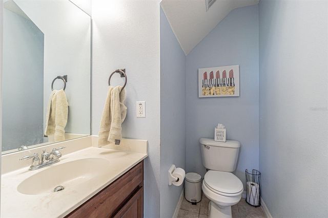 1031 PASEO DEL RIO NE, St Petersburg, FL 33702