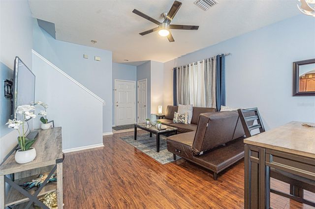1031 PASEO DEL RIO NE, St Petersburg, FL 33702
