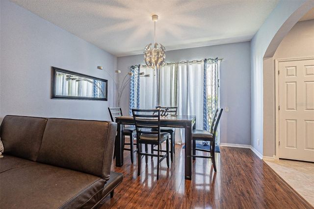 1031 PASEO DEL RIO NE, St Petersburg, FL 33702