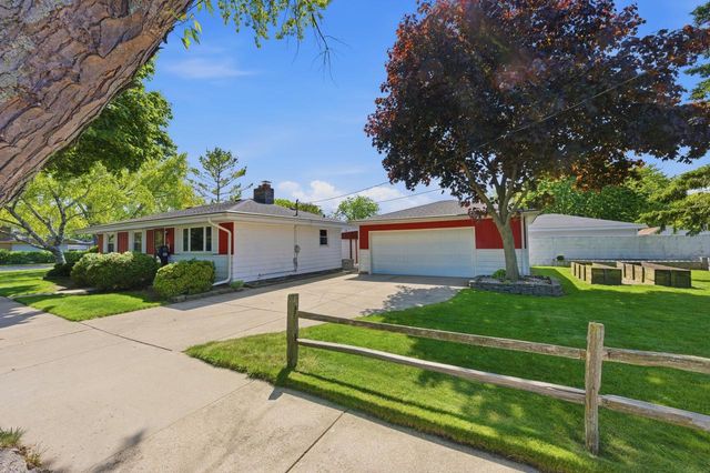 3520 Knoll PLACE, Racine, WI 53403