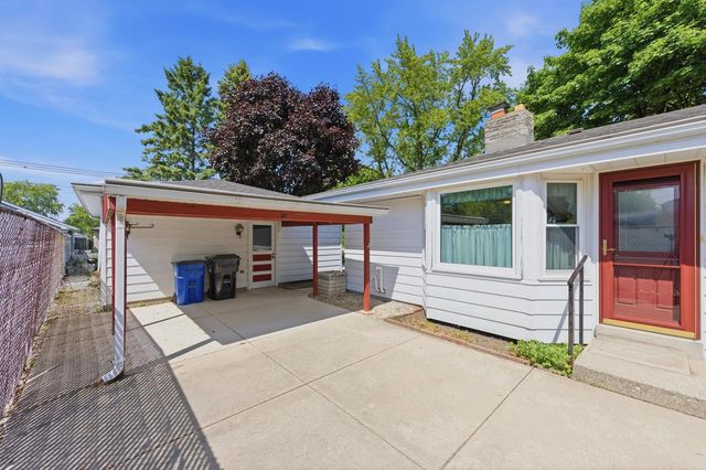 3520 Knoll PLACE, Racine, WI 53403